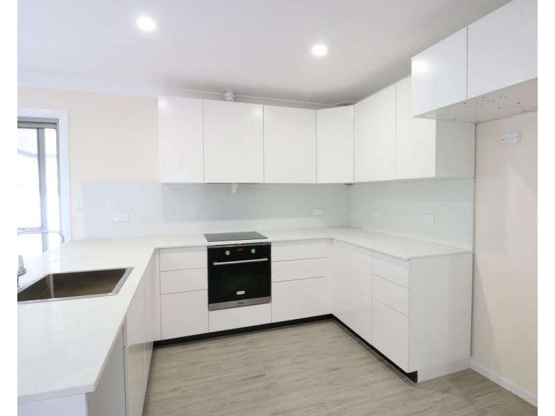 51 Cambridge Street, Canley Heights NSW 2166