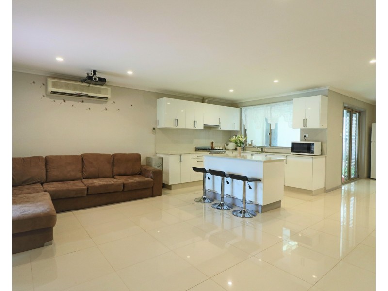 15 Winnall Street, Ashcroft NSW 2168