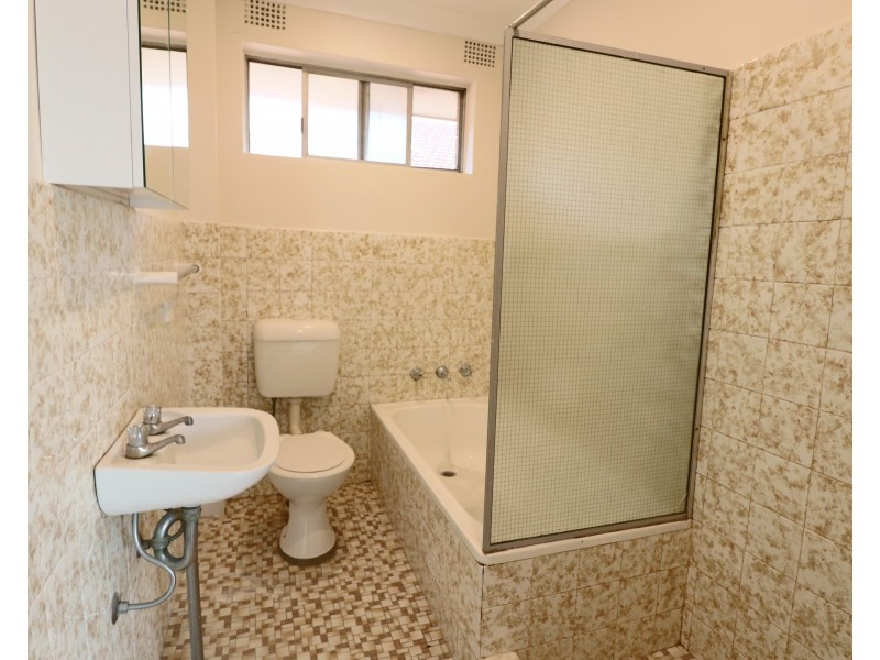 6/90 Smart Street, Fairfield NSW 2165