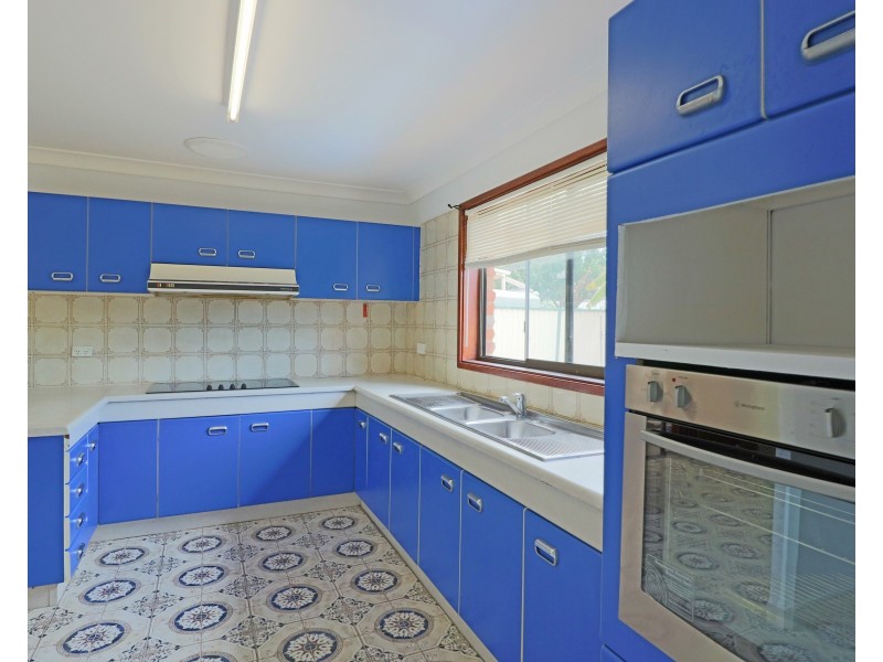 5 Salisbury Street, Canley Heights NSW 2166