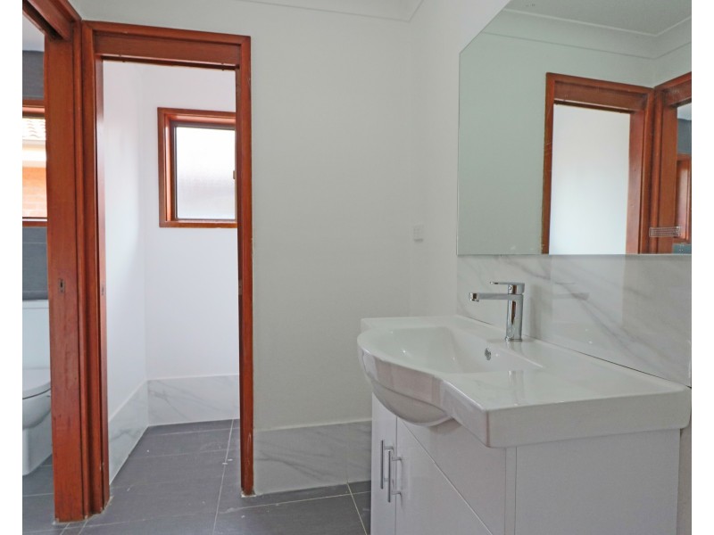 5 Salisbury Street, Canley Heights NSW 2166