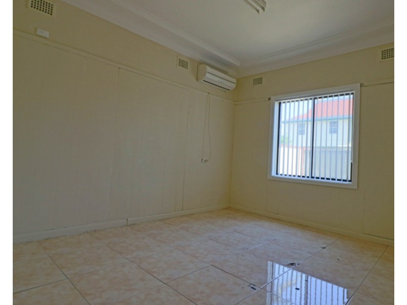 88 Railway Parade, Canley Vale NSW 2166