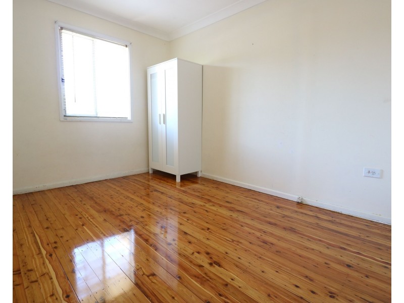 53 Chelsea Drive, Canley Heights NSW 2166