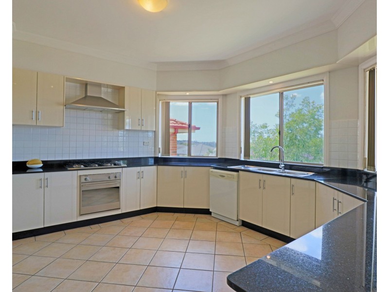 104 Carmichael Street, West Hoxton NSW 2171