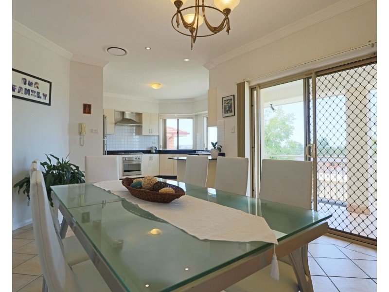 104 Carmichael Street, West Hoxton NSW 2171