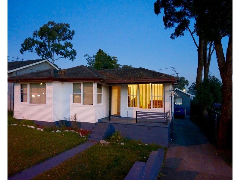 311 Smithfield Road, Fairfield West NSW 2165