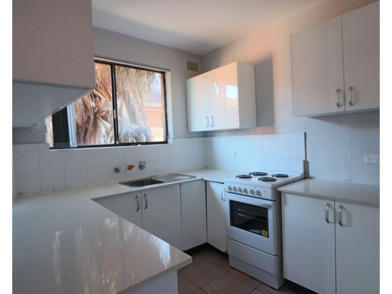 2/85 Longfield Street, Cabramatta NSW 2166