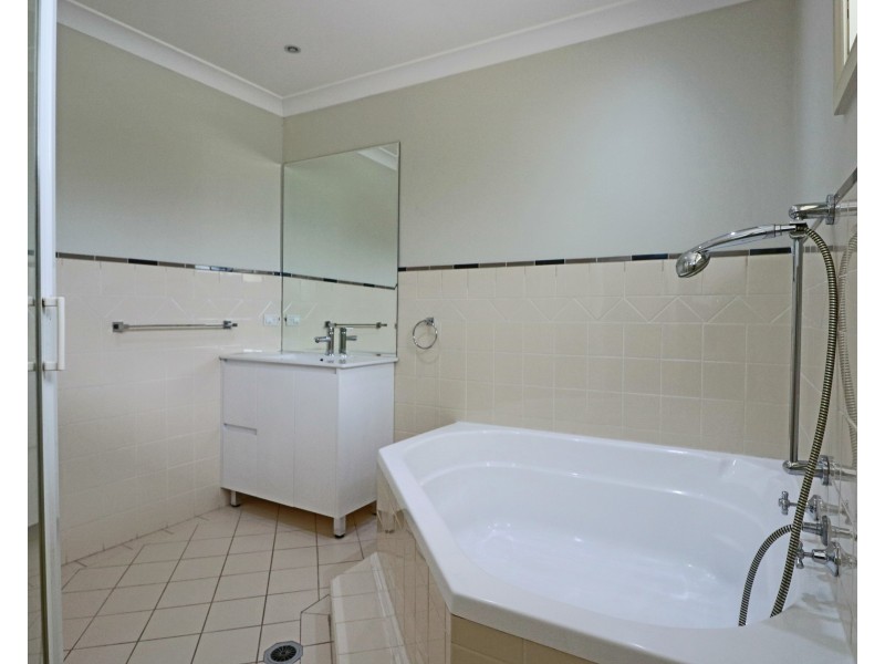 1/30 Marconi Road, Bossley Park NSW 2176