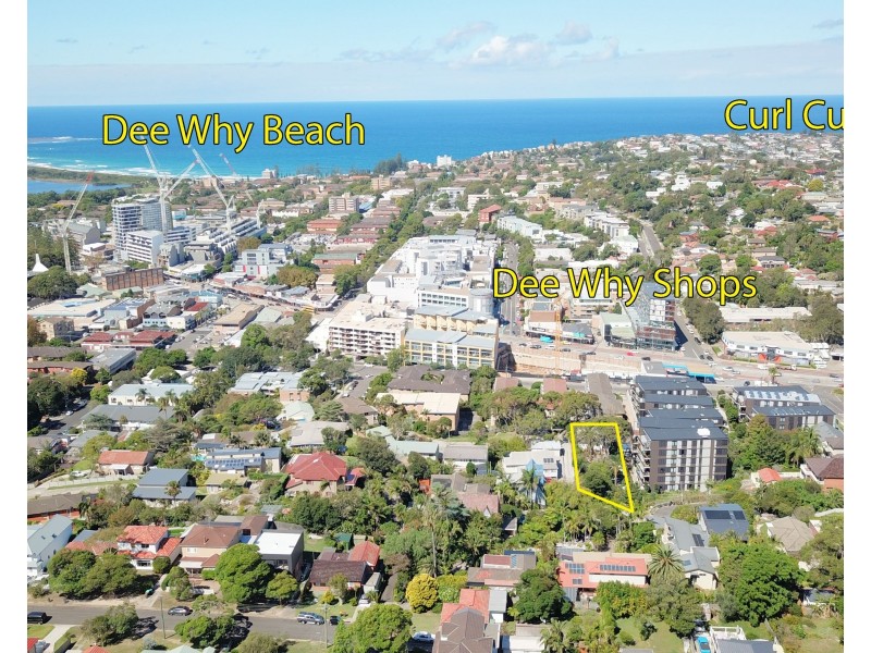 9 Painters Parade, Dee Why NSW 2099