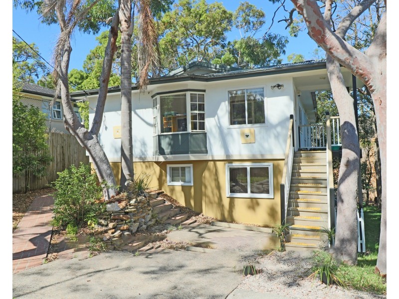 9 Painters Parade, Dee Why NSW 2099