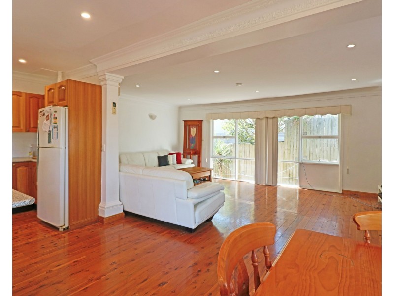 9 Painters Parade, Dee Why NSW 2099