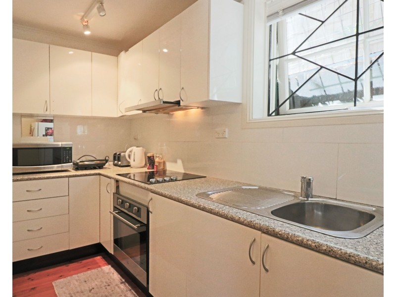 9 Painters Parade, Dee Why NSW 2099