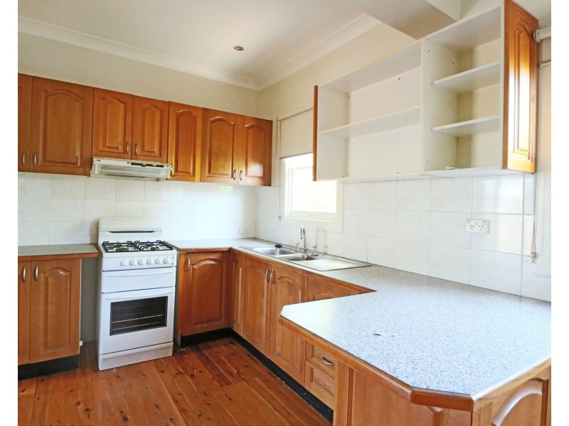 1 Francis Street, Fairfield NSW 2165