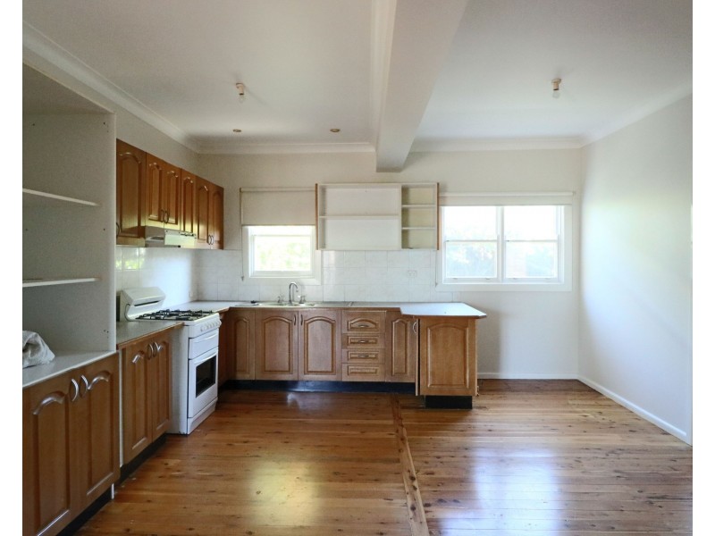 1 Francis Street, Fairfield NSW 2165