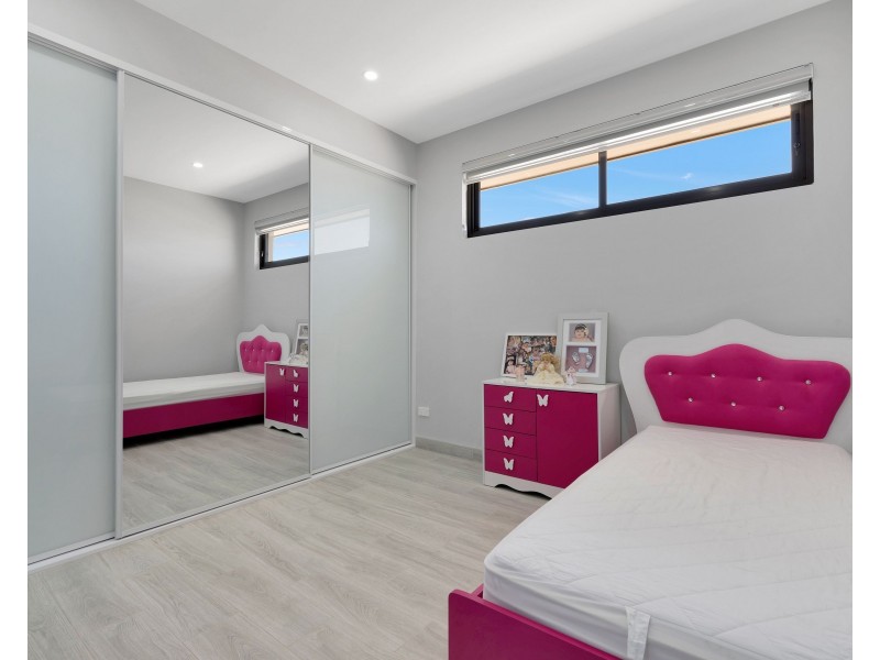 28B Pennyroyal Boulevard, Denham Court NSW 2565