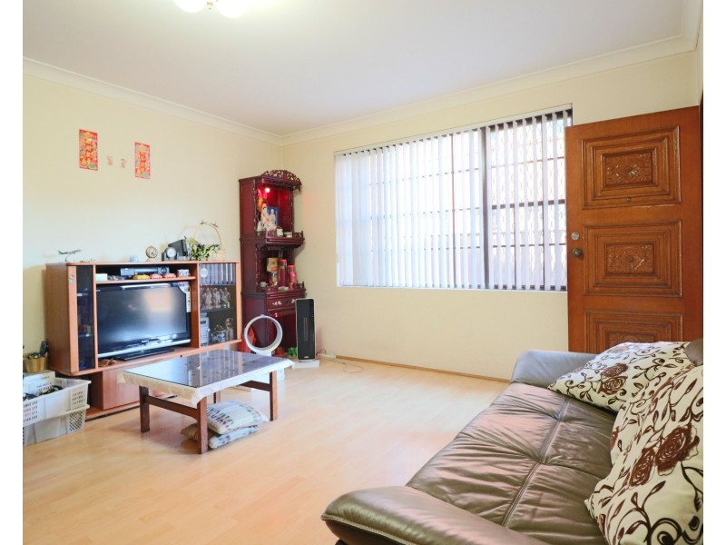 2/14 Levuka Street, Cabramatta NSW 2166