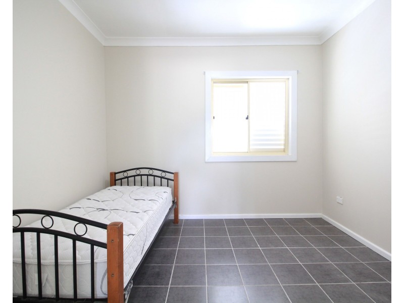 32b Moore Street, Canley Vale NSW 2166