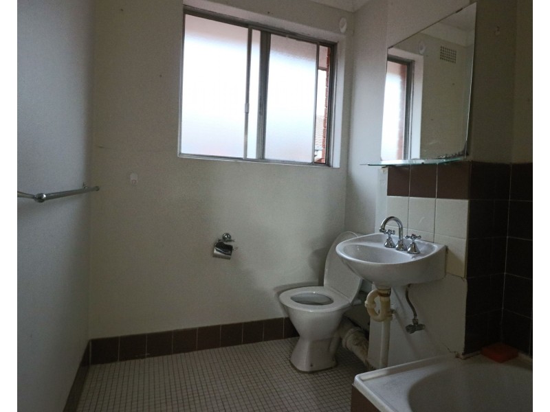 27/26 Mcburney Road, Cabramatta NSW 2166