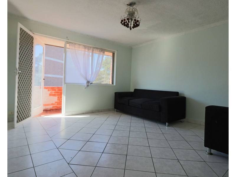 16/192 Sandal Crescent, Carramar NSW 2163