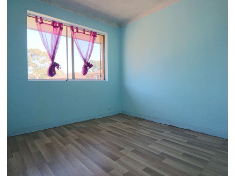 16/192 Sandal Crescent, Carramar NSW 2163