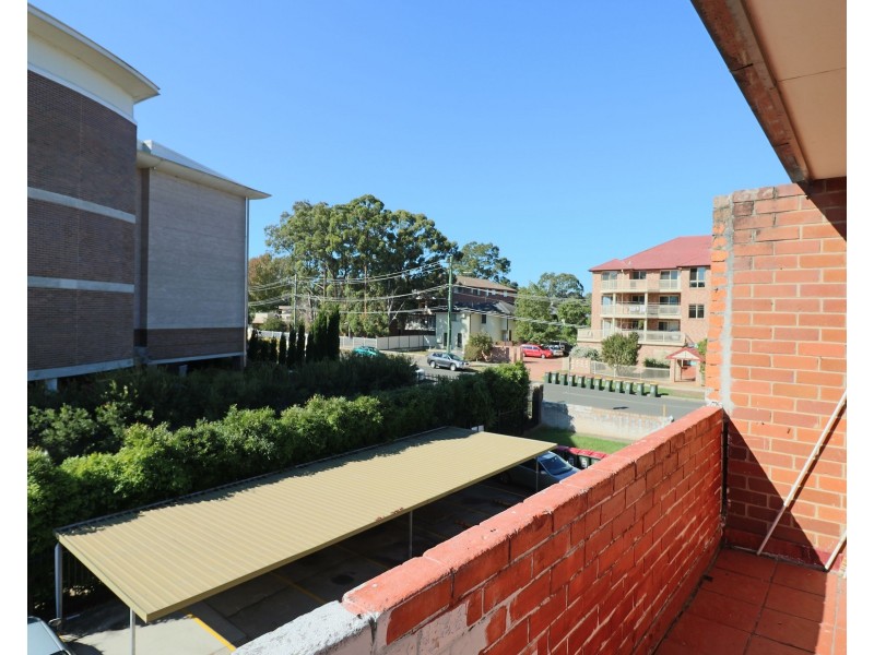 16/192 Sandal Crescent, Carramar NSW 2163