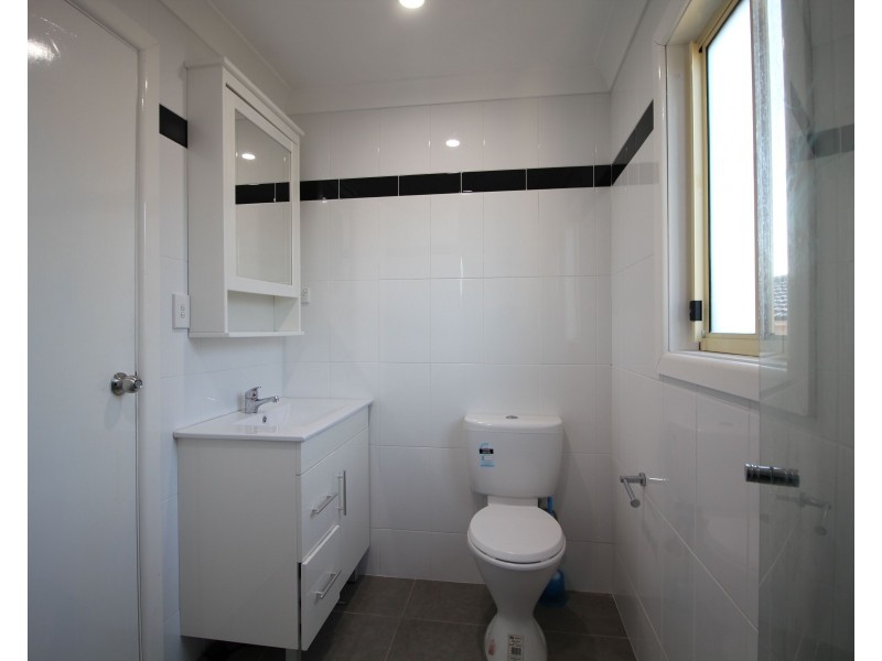 9A Natchez Crescent, Greenfield Park NSW 2176