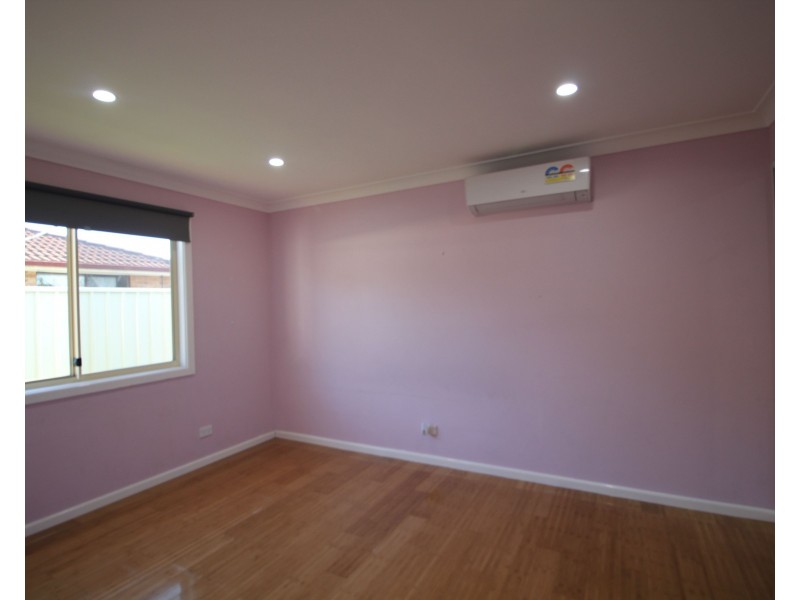 9A Natchez Crescent, Greenfield Park NSW 2176