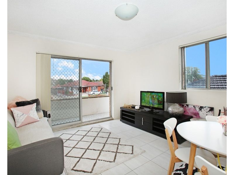 12/90 Smart Street, Fairfield NSW 2165