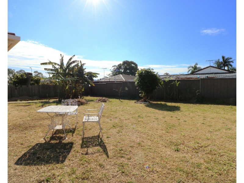 71 Nineveh Crescent, Greenfield Park NSW 2176