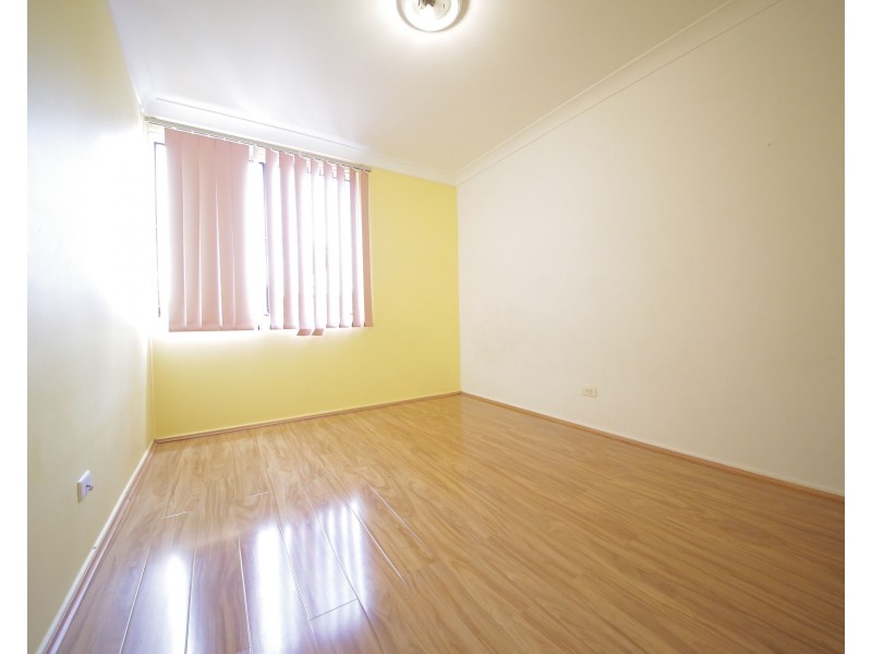 10/17 Hill Street, Cabramatta NSW 2166