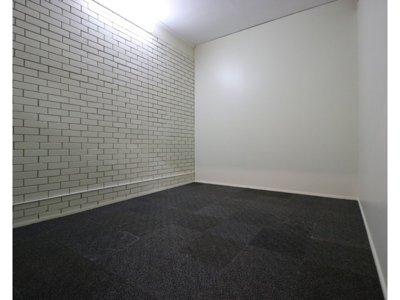 52 The Avenue, Canley Heights NSW 2166