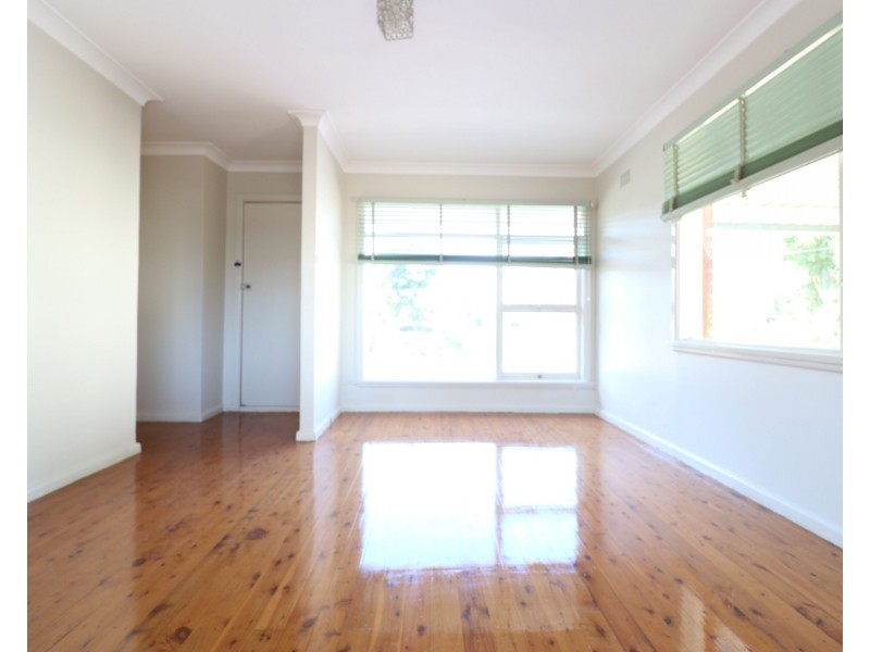 4 Mellick Street, Fairfield West NSW 2165