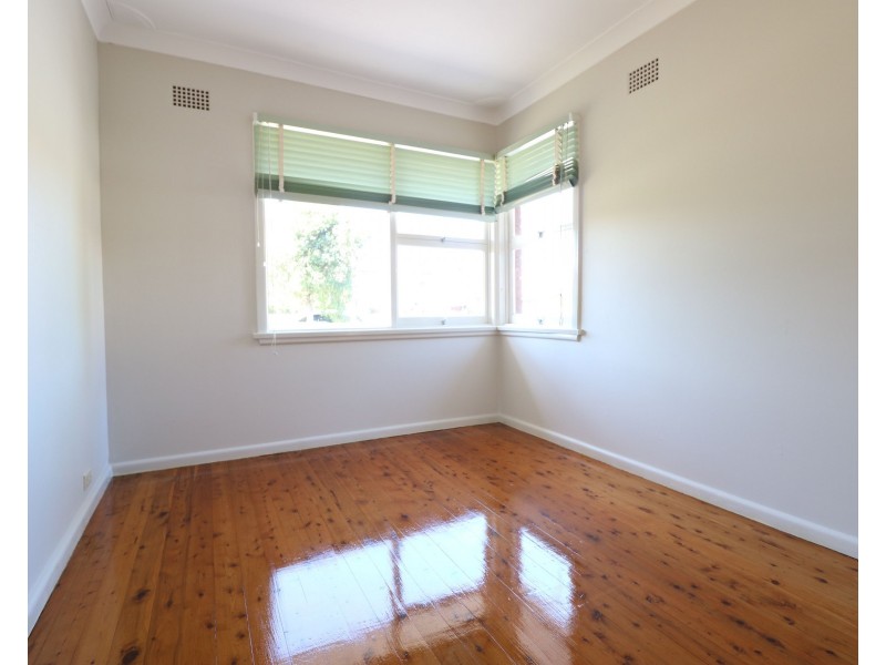 4 Mellick Street, Fairfield West NSW 2165