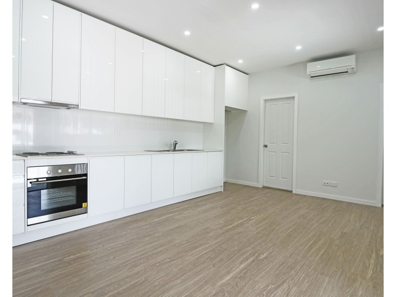 5 Ravenswood Street, Canley Vale NSW 2166