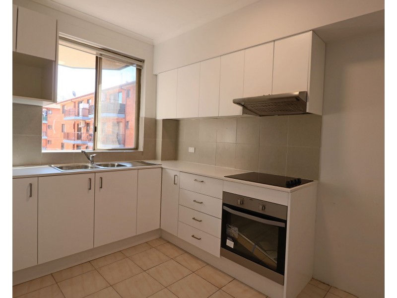 8/12 Equity Place, Canley Vale NSW 2166