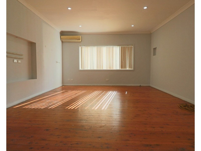 65 Gascoigne Road, Birrong NSW 2143