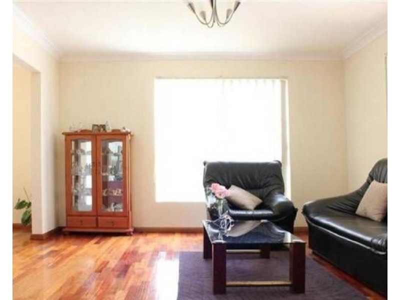 2 Gerarda Place, West Hoxton NSW 2171