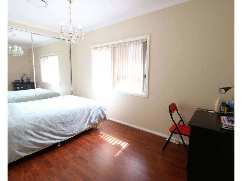 2A Waverley Street, Fairfield West NSW 2165