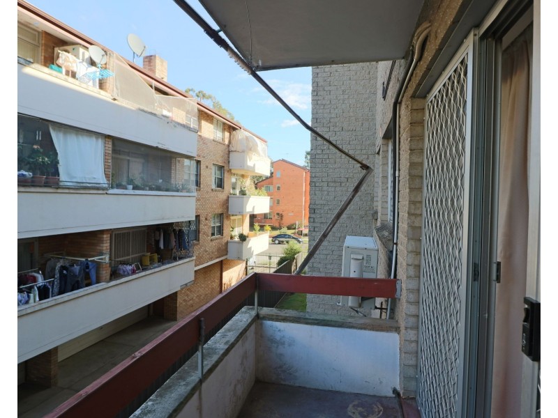 4/2 Myall Street, Cabramatta NSW 2166