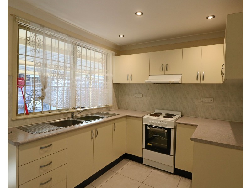 456 Hamilton Road, Fairfield West NSW 2165