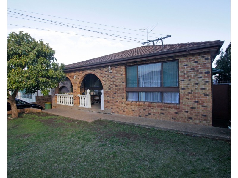 67 Smiths Avenue, Cabramatta NSW 2166