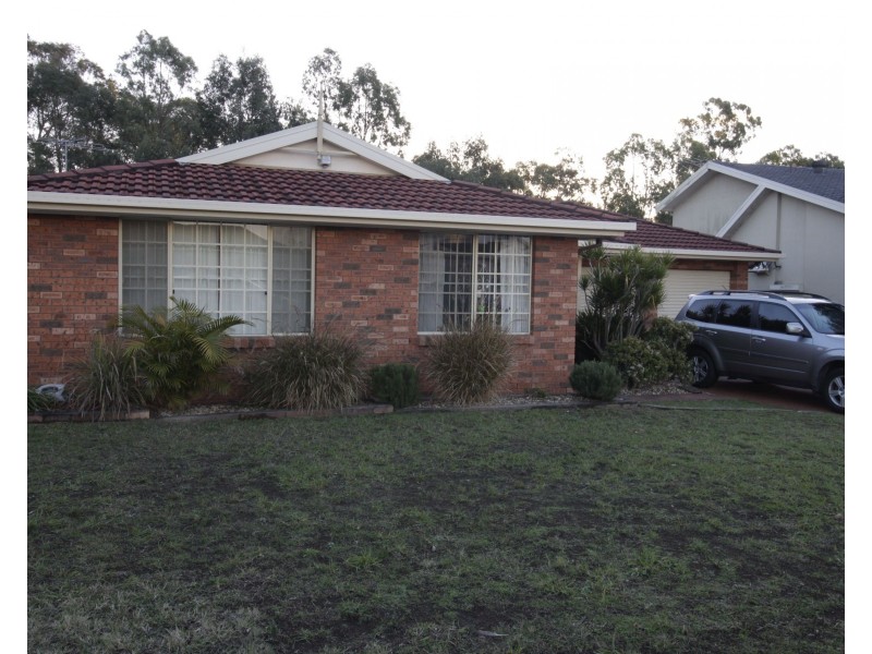 33 Diamond Crescent, Bonnyrigg NSW 2177