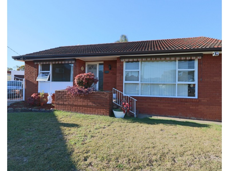 6 Savery Place, Fairfield NSW 2165