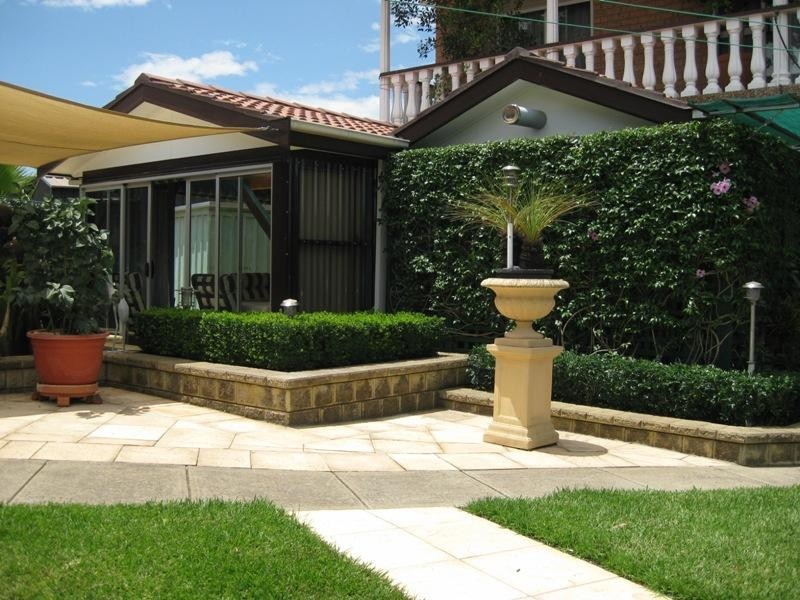 Greenfield Park NSW 2176