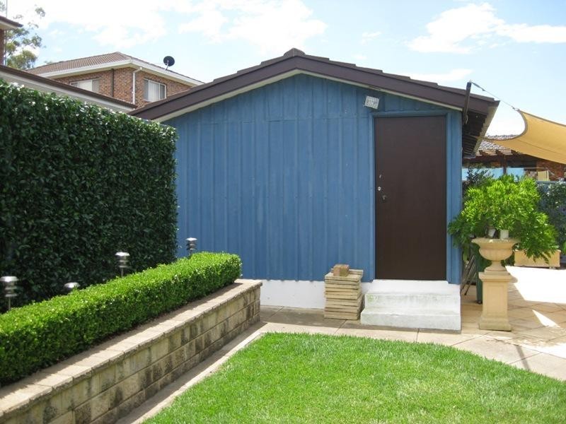 Greenfield Park NSW 2176