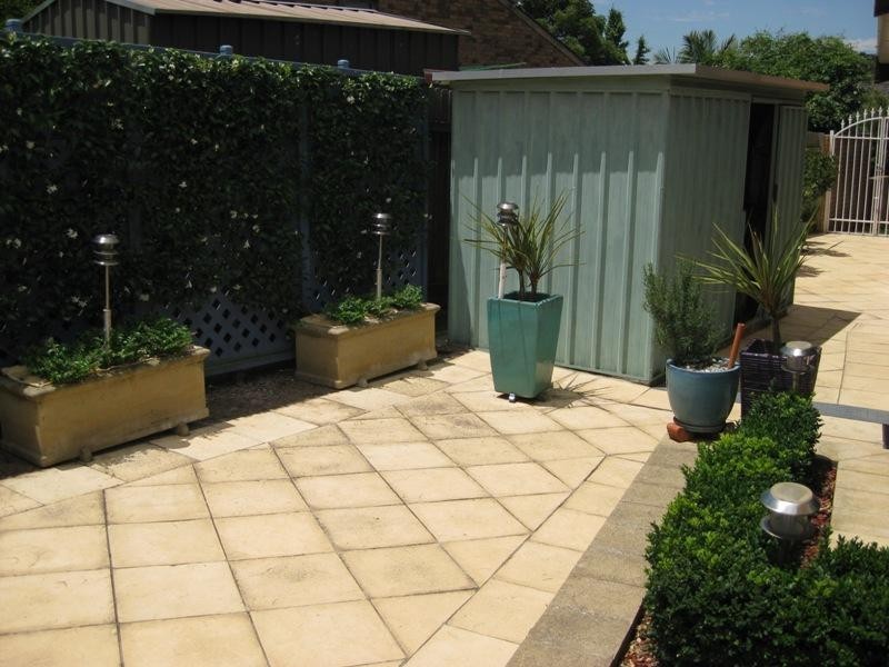 Greenfield Park NSW 2176