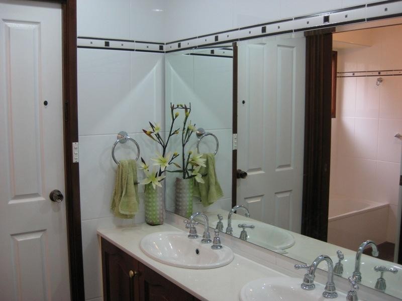 Hinchinbrook NSW 2168