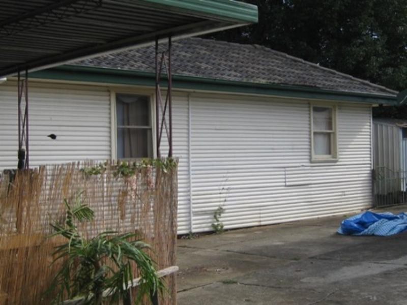 Fairfield West NSW 2165