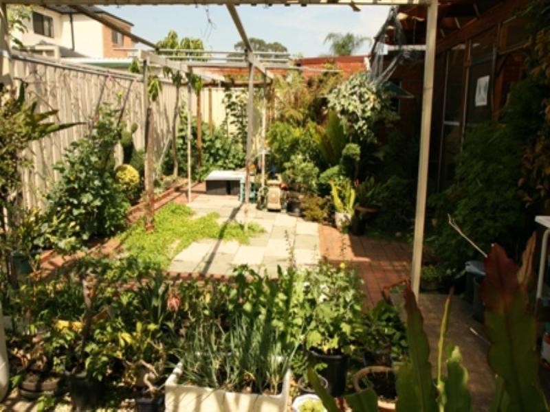 Canley Heights NSW 2166