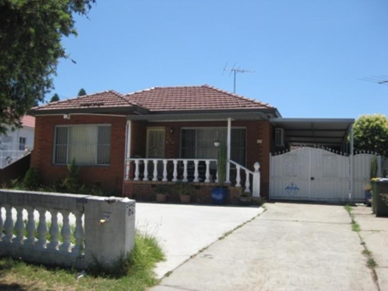 Fairfield West NSW 2165